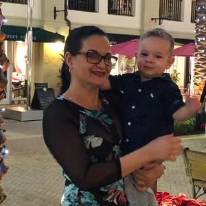 Meet your Posher, Marelis